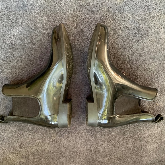 Michael Michael Kors Black Glossy Rain Ankle Boots – Size 6 - Picture 3 of 6